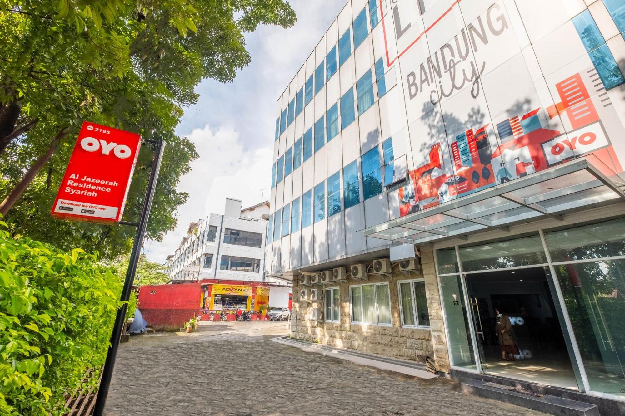 Oyo Living 2195 Al Jazeerah Residence Syariah Bandung Eksteriør billede